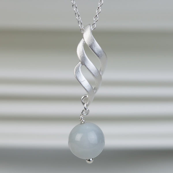 Jadeite and sterling silver twisted pendant necklace