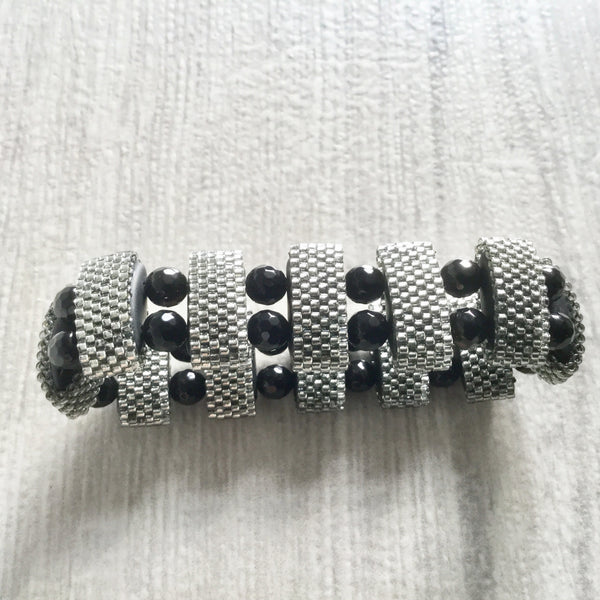 Handbeaded cuff