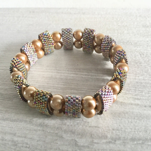 Handbeaded cuff