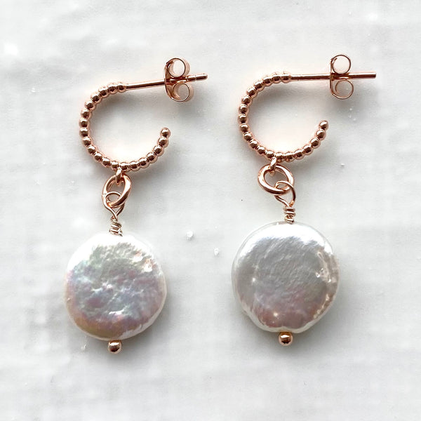Coin pearl baroque huggie earrings