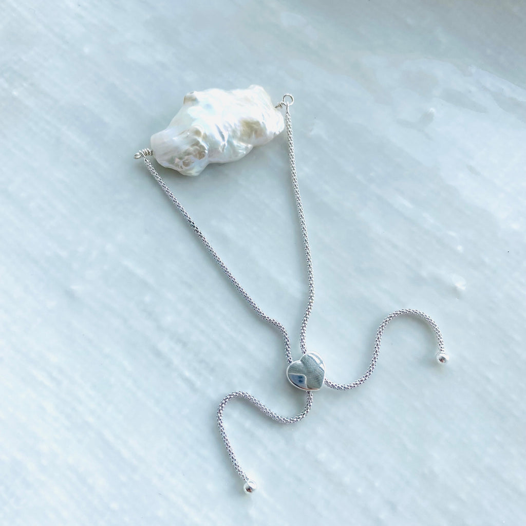 Baroque pearl bracelet