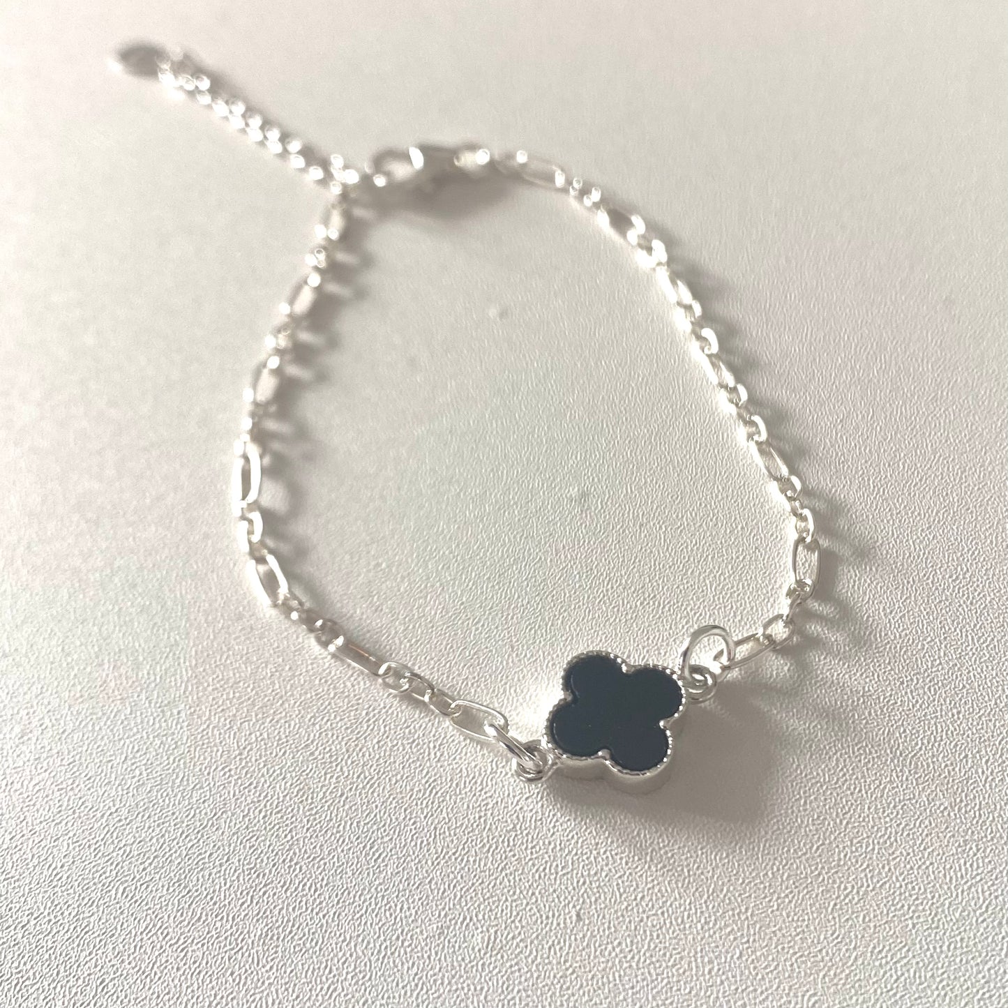 Four leaf clover bracelet