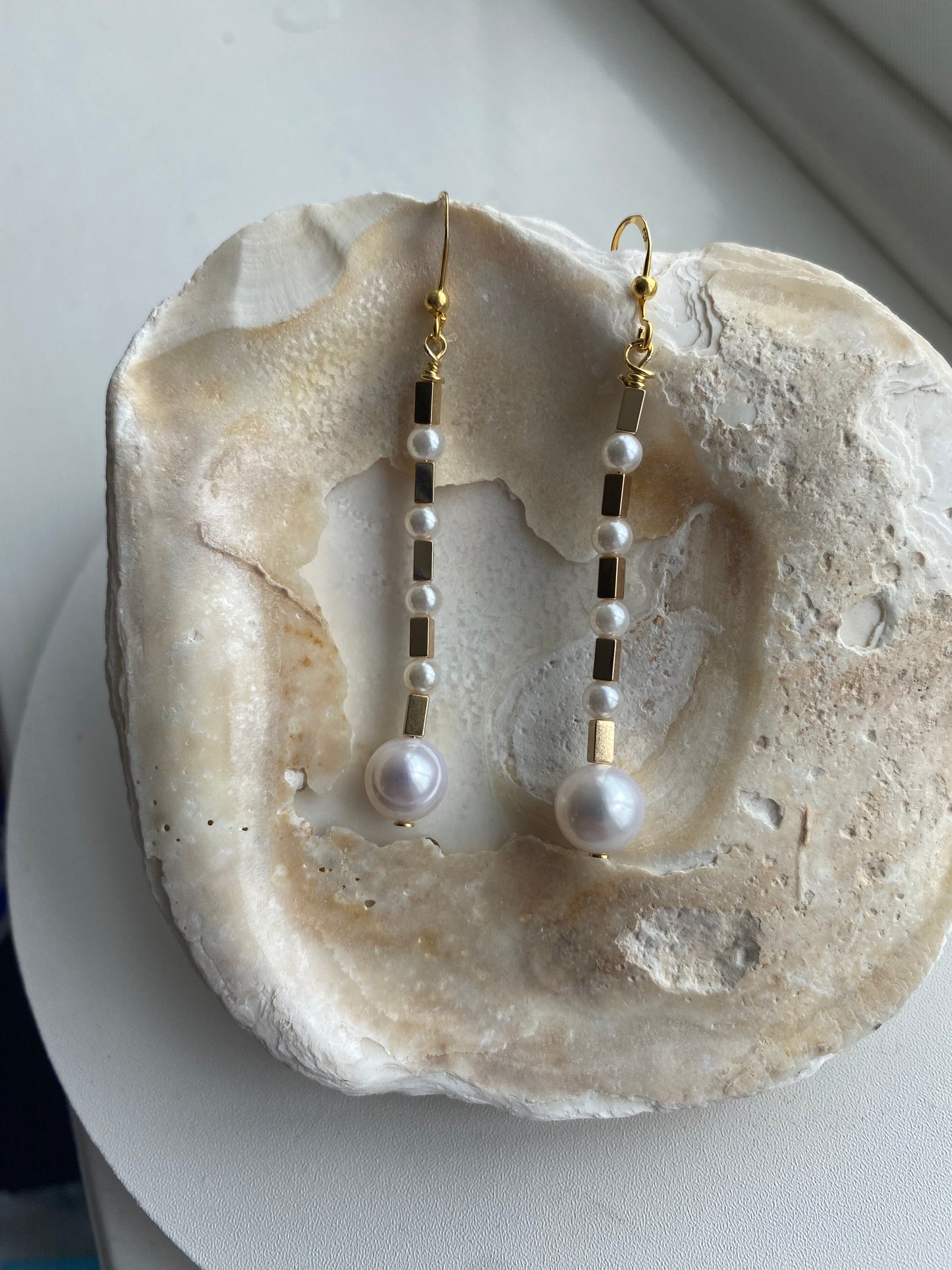Pearl and gold hematite earrings