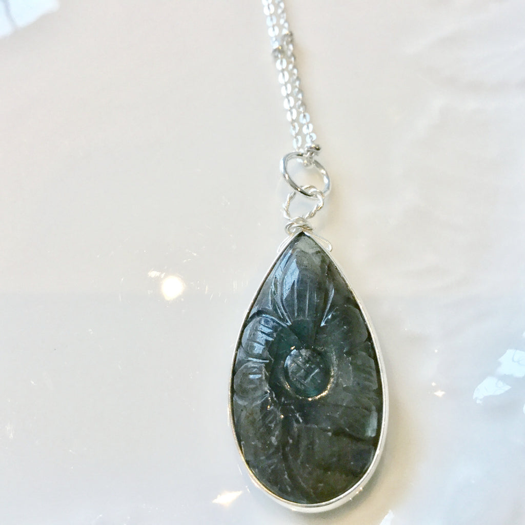 Reversible labradorite and sterling silver pendant necklace