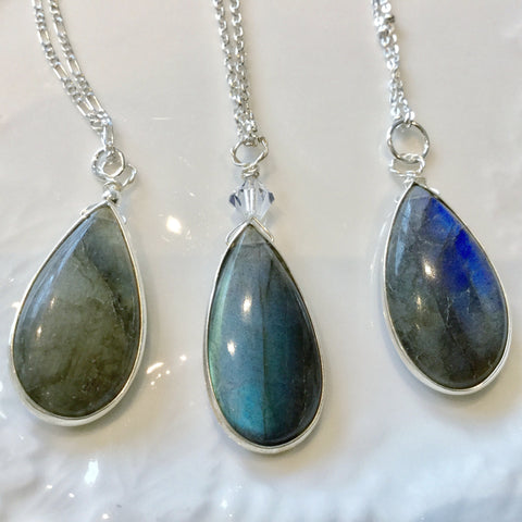 Reversible labradorite and sterling silver pendant necklace