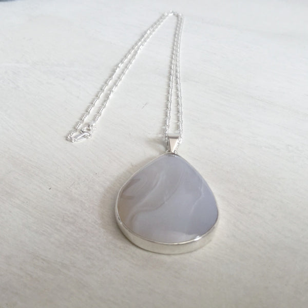 Grey agate pear shaped pendant