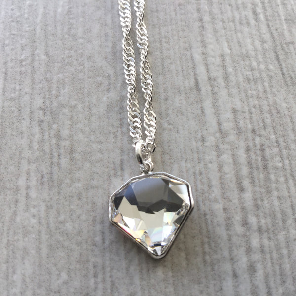 Swarovski crystal elements chaton cut pendant necklace