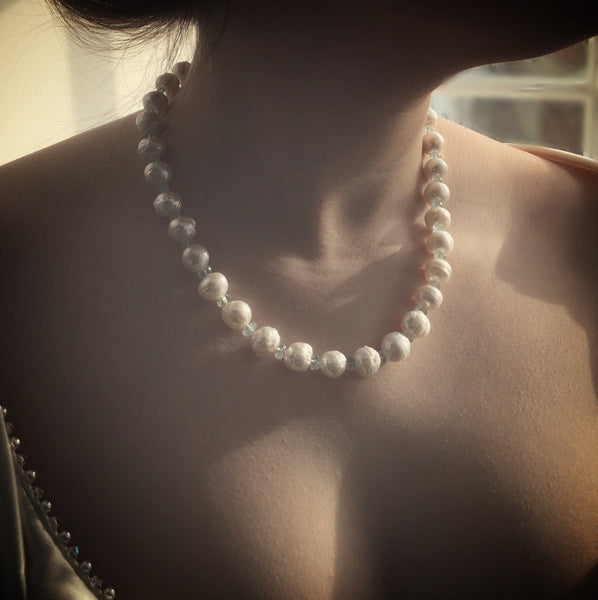 Ivory freshwater  pearl necklace with aquamarine