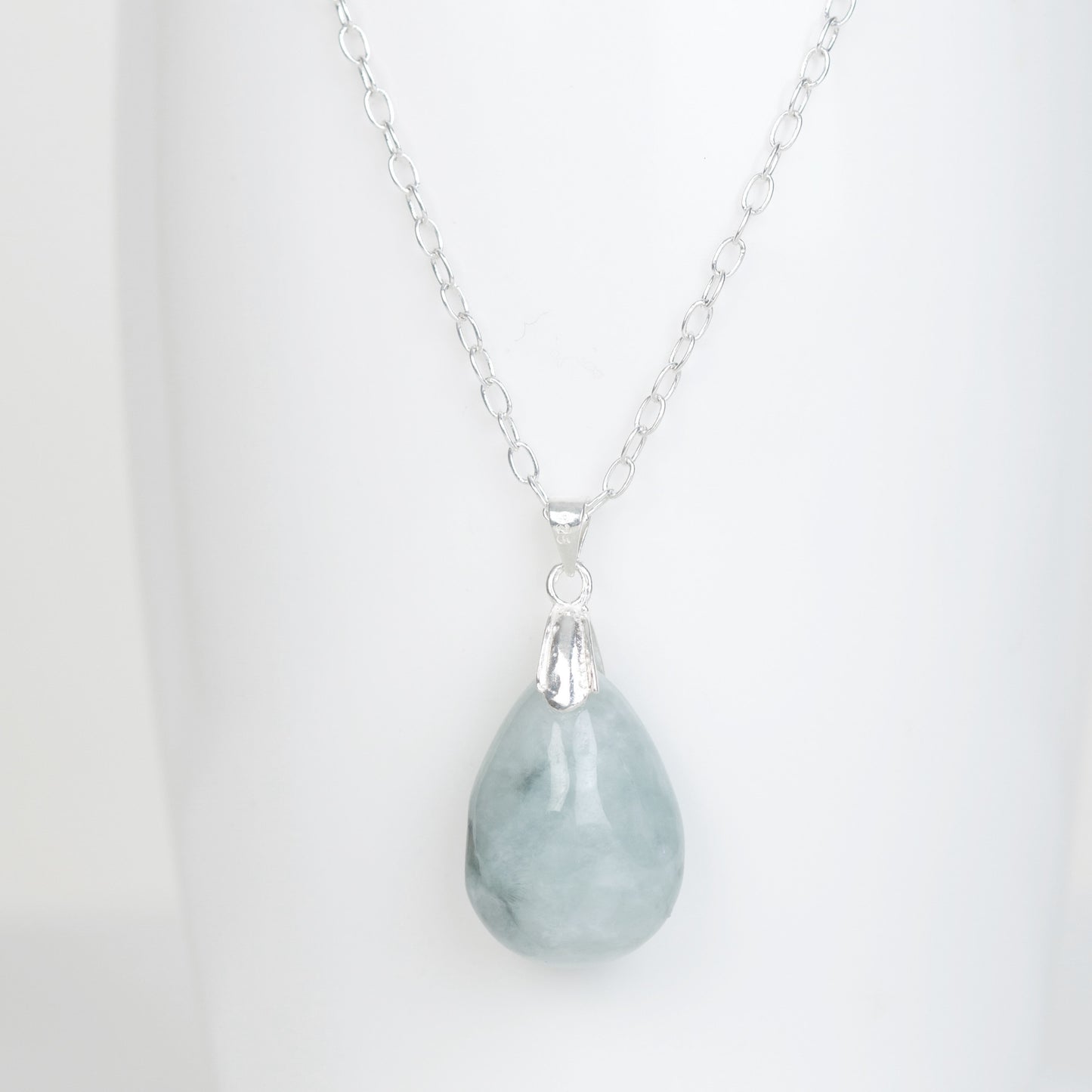 Jadeite pear drop pendant necklace
