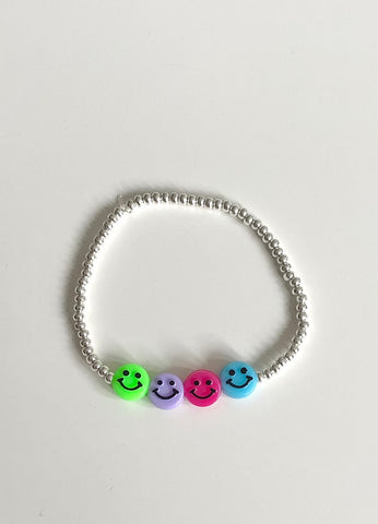 😊Smiley face bracelet😊