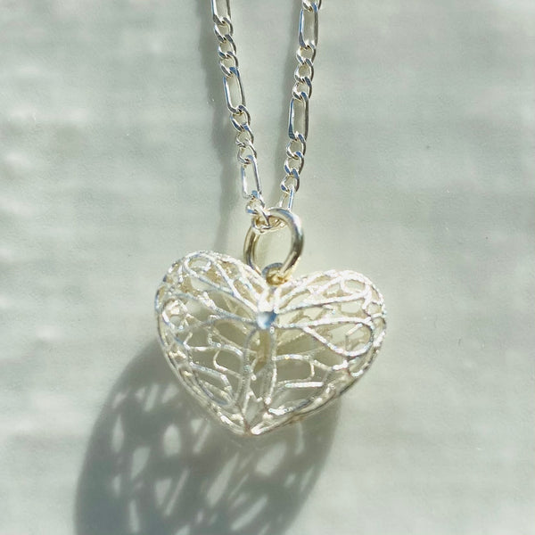 Filigree style heart necklace