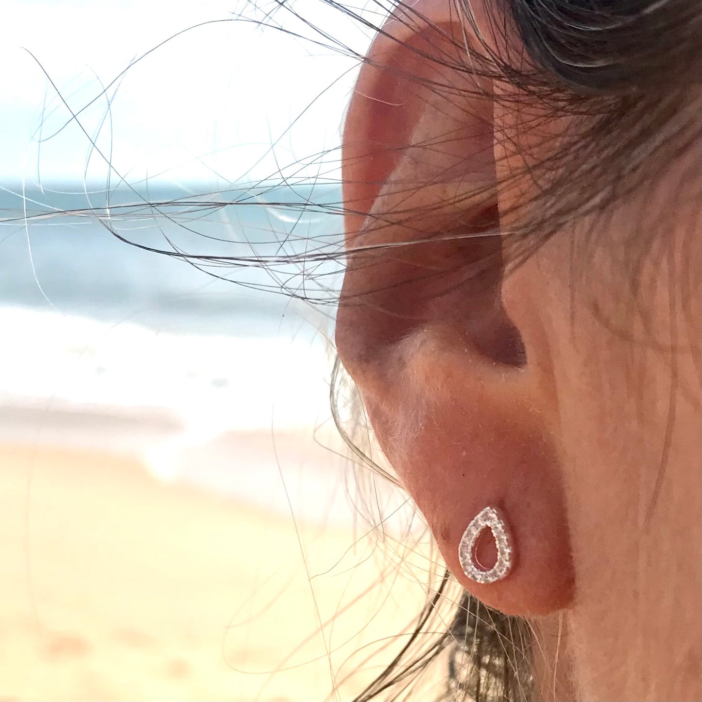 Teardrop cubic zirconia earrings