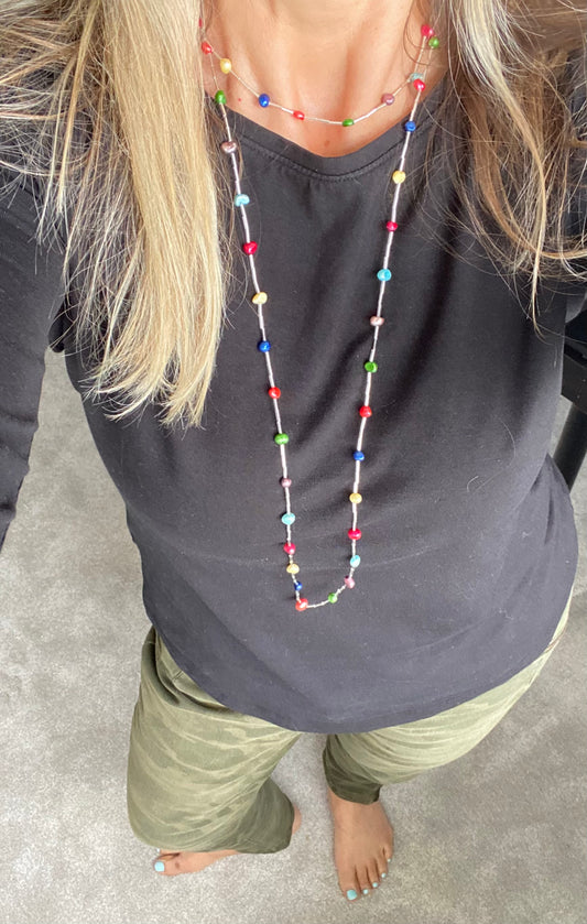 Long brights pearl necklace