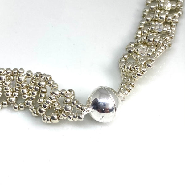 The Empress choker necklace with single drop
