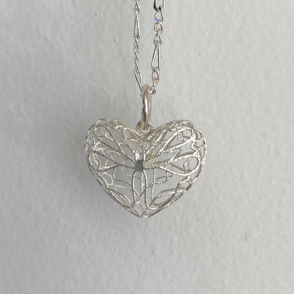 Filigree style heart necklace