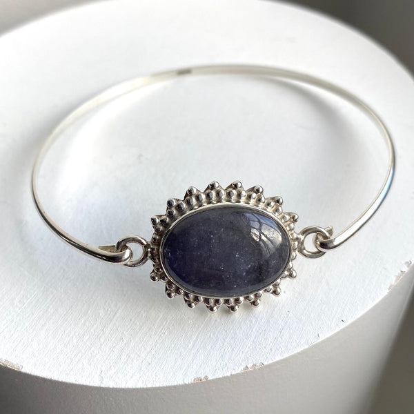 Tanzanite and sterling silver vintage style bangle